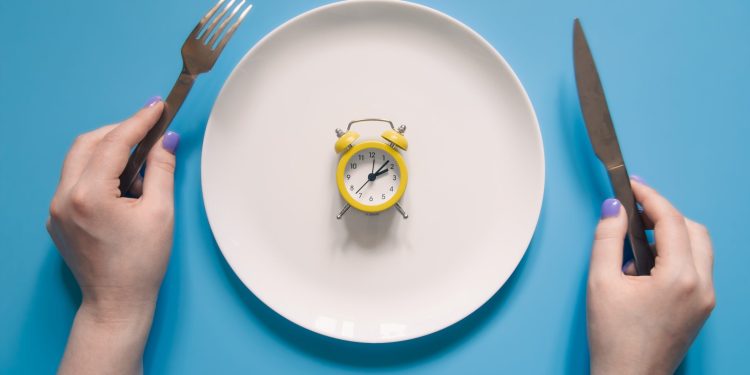 Jadwal Buka Puasa dan Imsak Ramadhan 1446/2025 Wilayah Kendari dan Sekitarnya