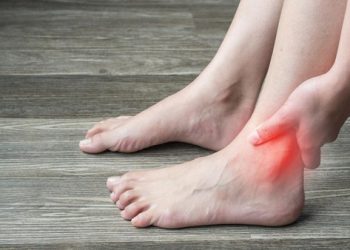 8 Cara Ampuh Mengatasi Asam Urat Secara Alami dan Medis