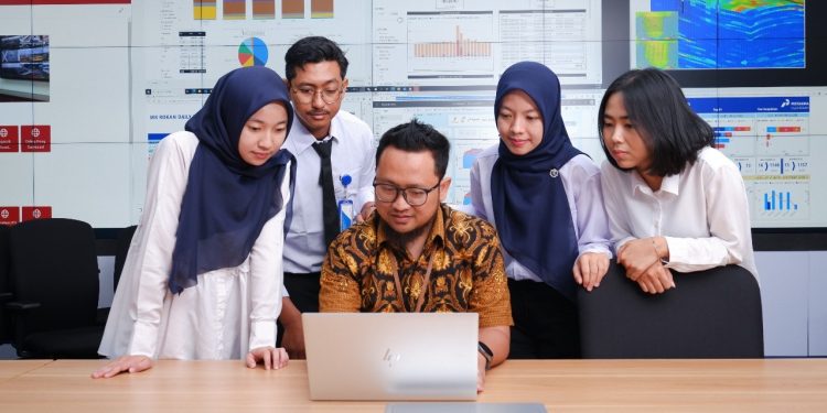 Pendaftaran MagangHub Kemnaker Ditutup Hari Ini, Daftar Segera untuk Potensi Gaji Rp3,3 Juta per Bulan
